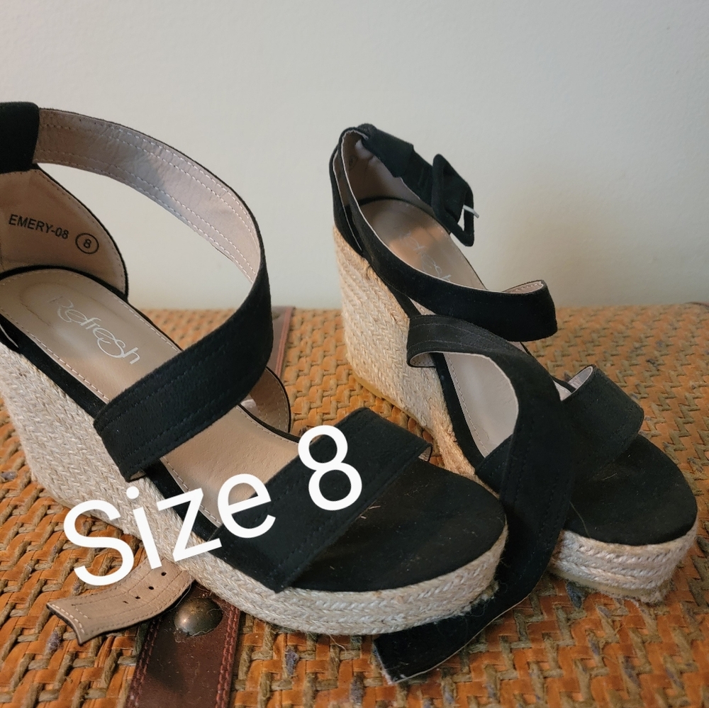 Wedge heel size 8
